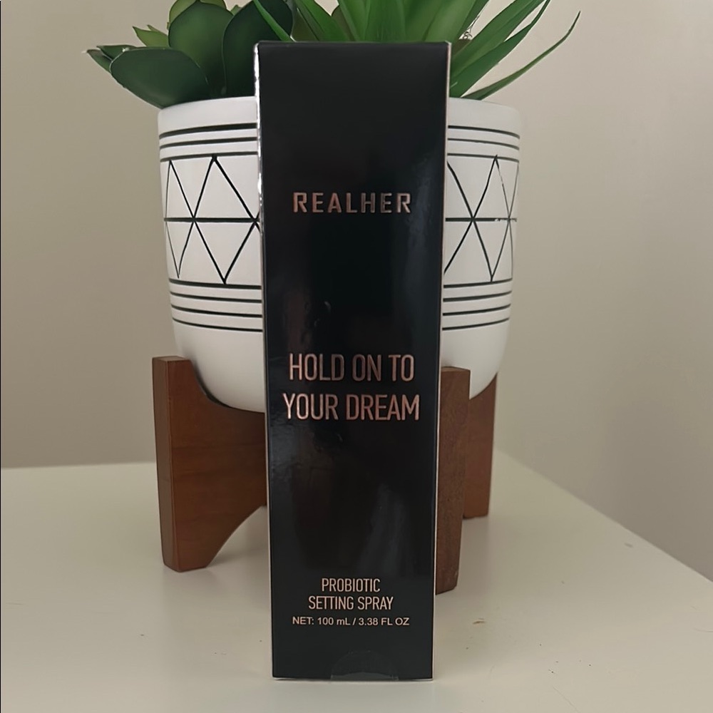Realher Probiotic Setting Spray